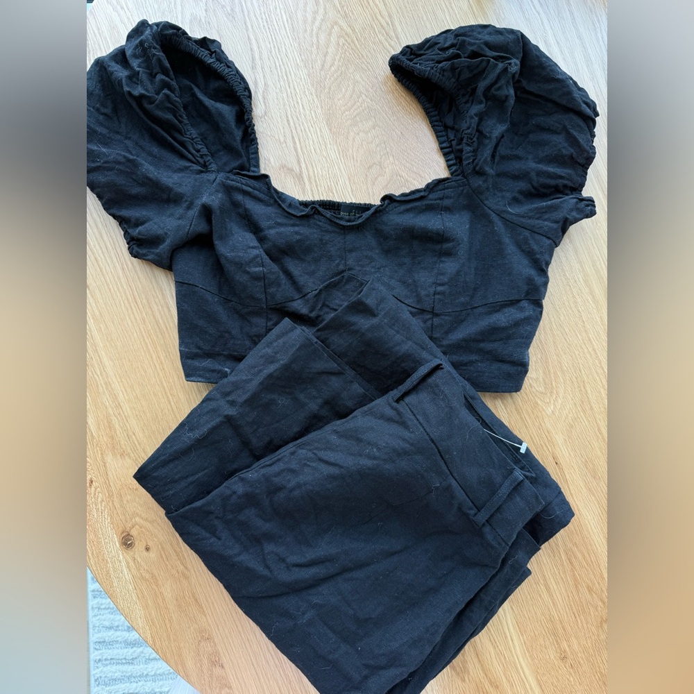 House of Harlow 1960 Black Puff Sleeve Jumpsuit set